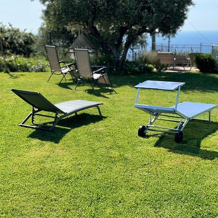 Casa Vista Mare - Superb Garden And Parking Included Villa Imperia Exterior foto