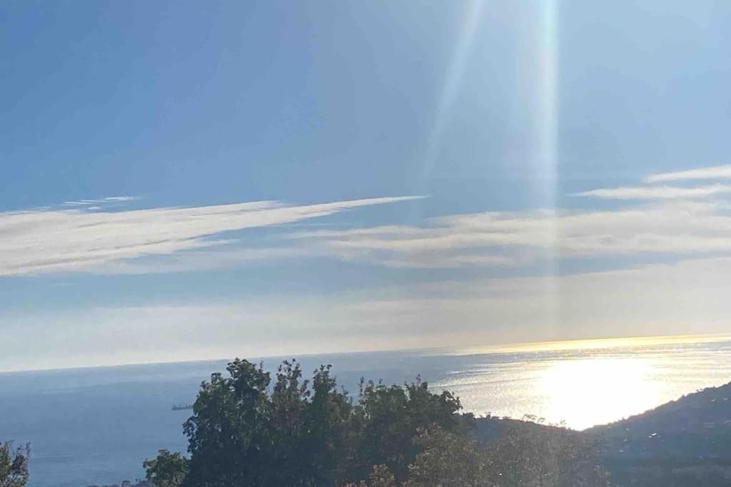 Casa Vista Mare - Superb Garden And Parking Included Villa Imperia Exterior foto