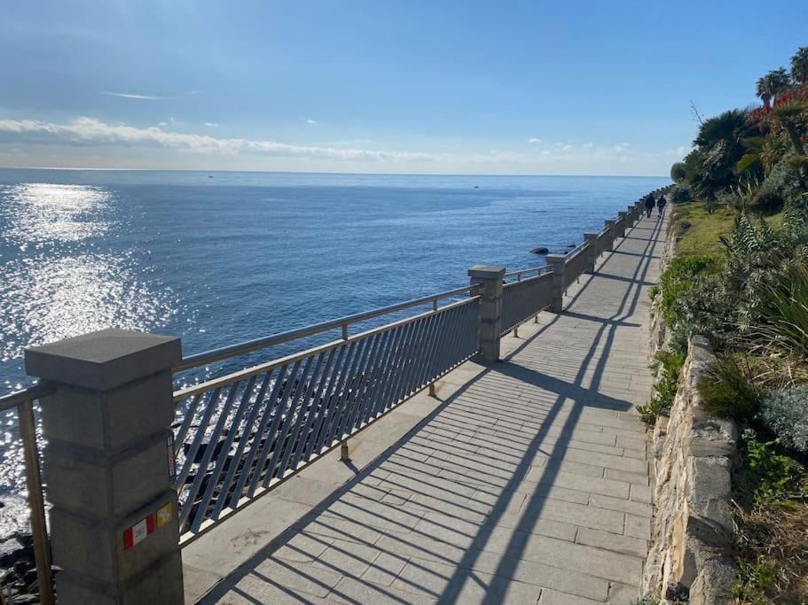 Casa Vista Mare - Superb Garden And Parking Included Villa Imperia Exterior foto