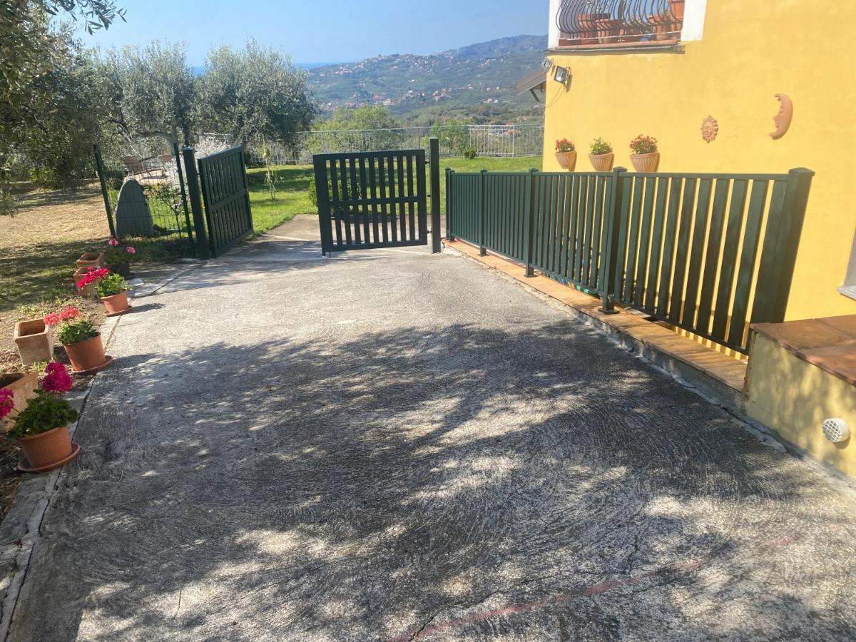 Casa Vista Mare - Superb Garden And Parking Included Villa Imperia Exterior foto